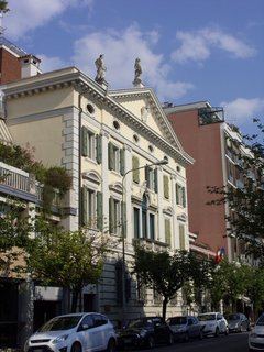 palazzo torso